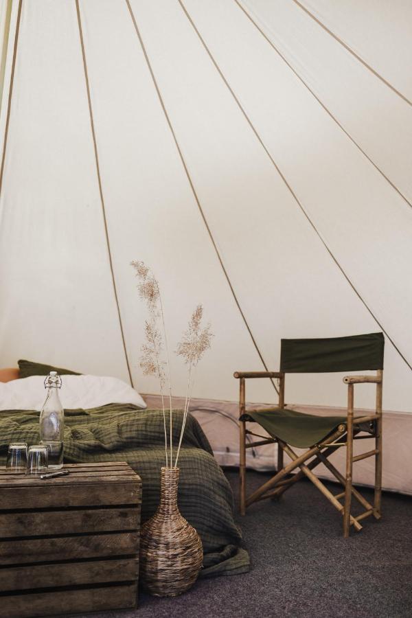 Falkeroed - Lyxig Glamping I Naturreservat Ink Frukost เกรบเบอสตัด ภายนอก รูปภาพ