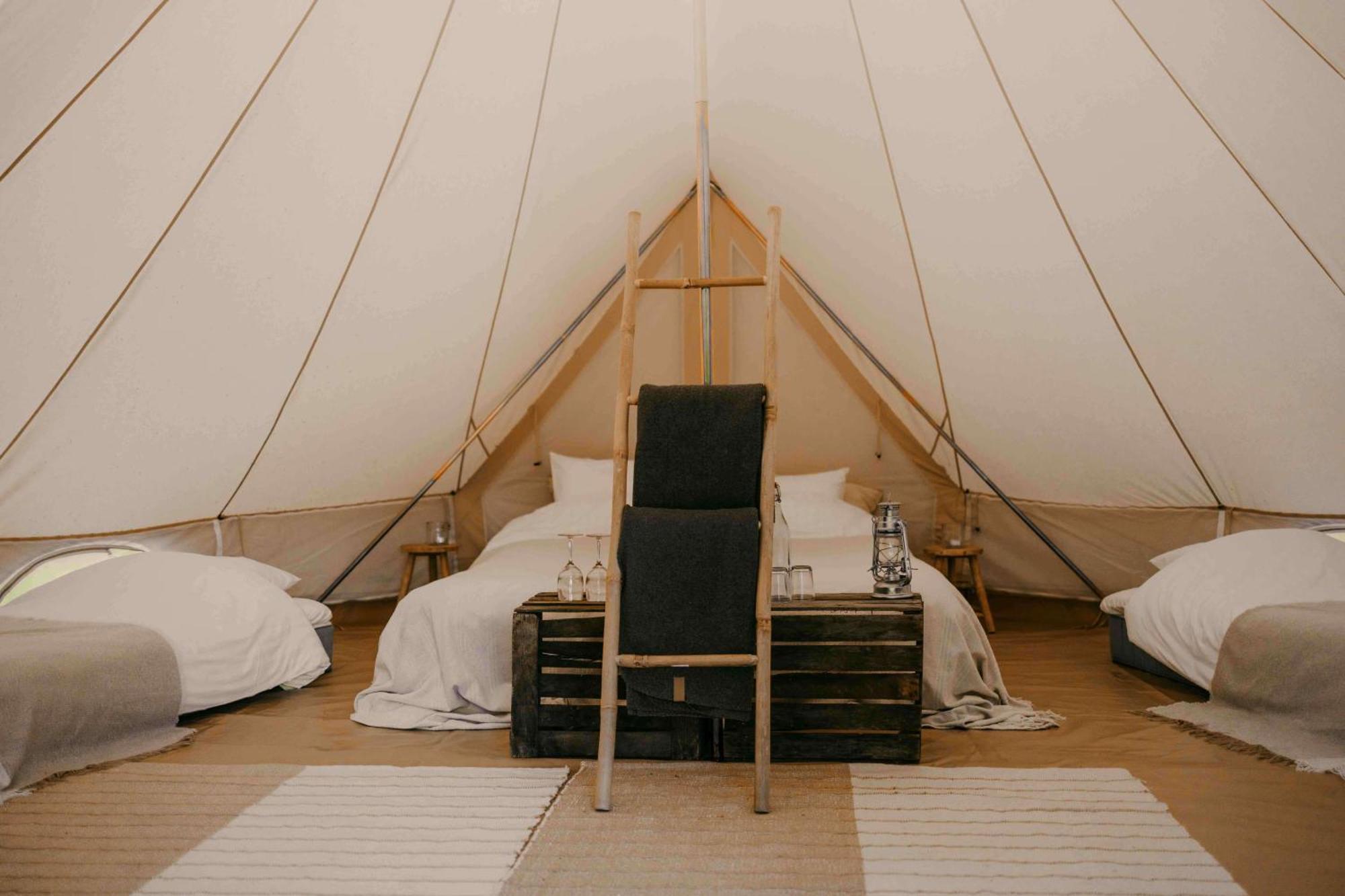 Falkeroed - Lyxig Glamping I Naturreservat Ink Frukost เกรบเบอสตัด ภายนอก รูปภาพ