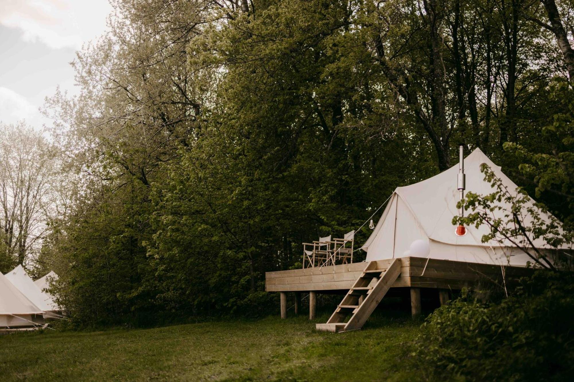 Falkeroed - Lyxig Glamping I Naturreservat Ink Frukost เกรบเบอสตัด ภายนอก รูปภาพ