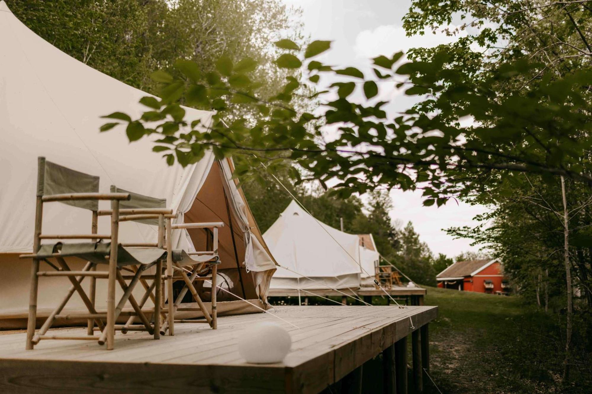 Falkeroed - Lyxig Glamping I Naturreservat Ink Frukost เกรบเบอสตัด ภายนอก รูปภาพ