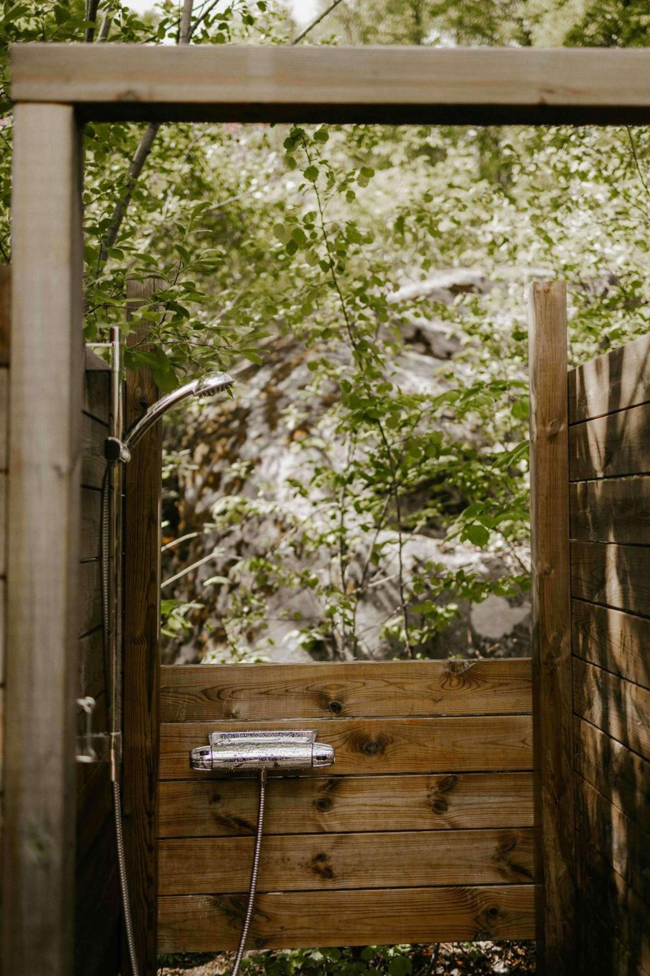 Falkeroed - Lyxig Glamping I Naturreservat Ink Frukost เกรบเบอสตัด ภายนอก รูปภาพ