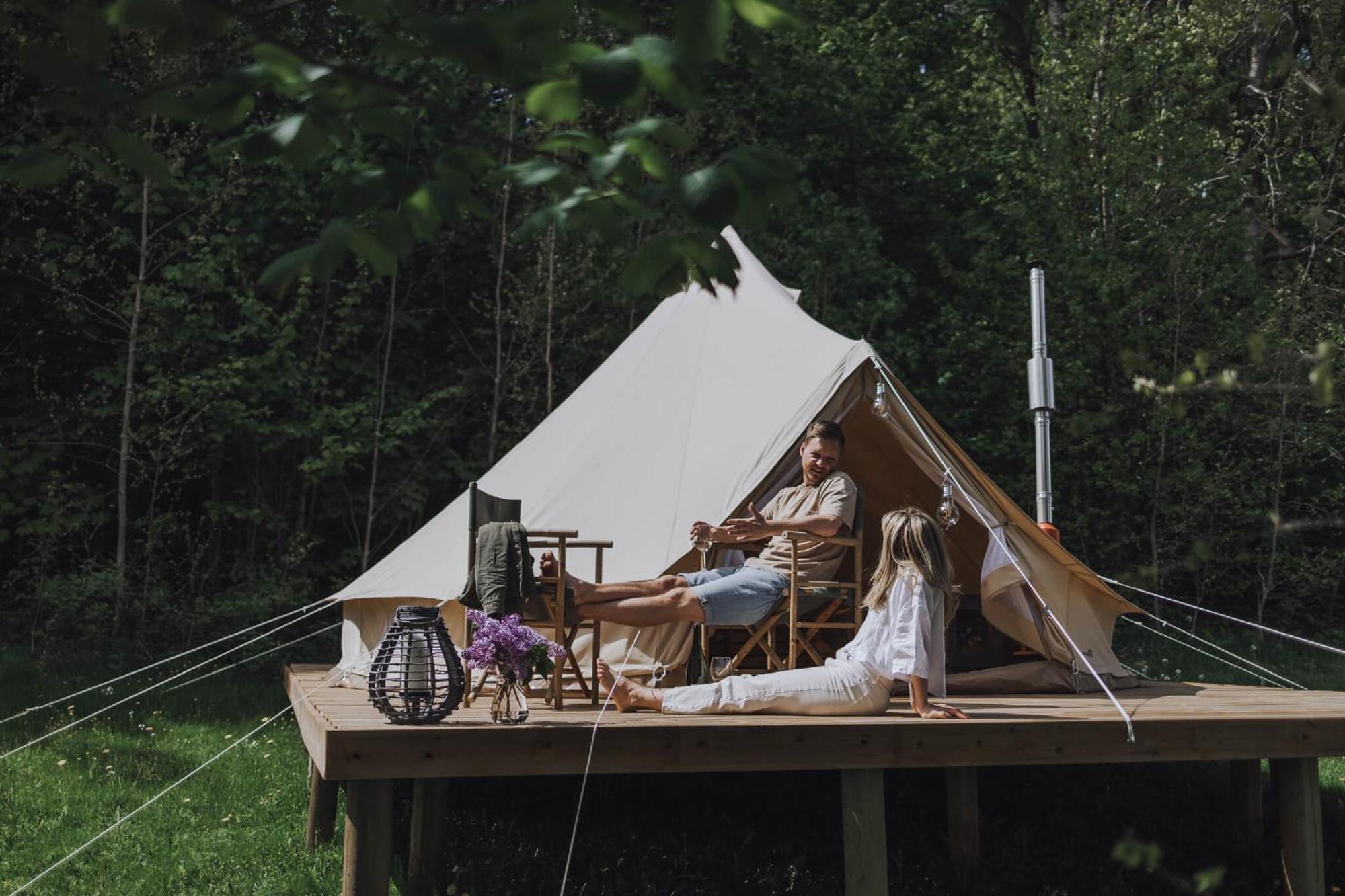 Falkeroed - Lyxig Glamping I Naturreservat Ink Frukost เกรบเบอสตัด ภายนอก รูปภาพ